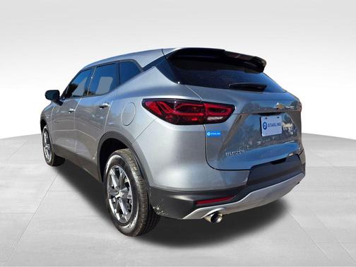 Sterling Gray Metallic 2025 Chevrolet Blazer LT