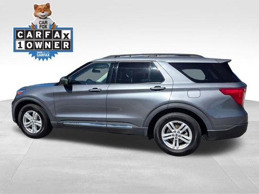 Gray Metallic 2021 Ford Explorer XLT