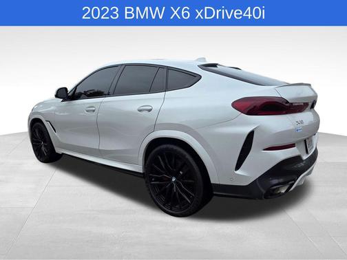 2023 BMW X6 xDrive40i