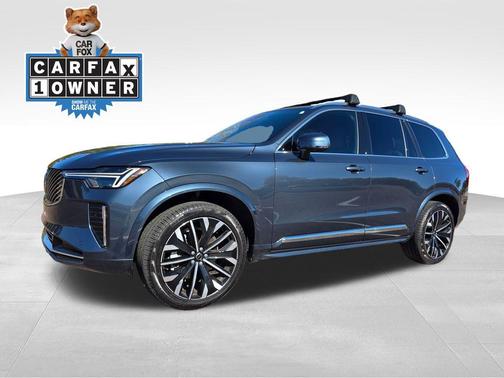2025 Volvo XC90 B5 Core