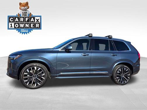 2025 Volvo XC90 B5 Core