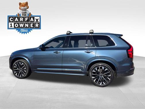 2025 Volvo XC90 B5 Core