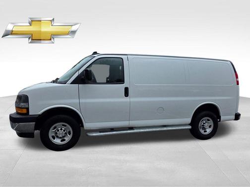 Summit White 2024 Chevrolet Express 2500 Work Van