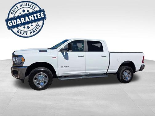 2020 RAM 2500 Big Horn Crew Cab 4X4 6'4' Box