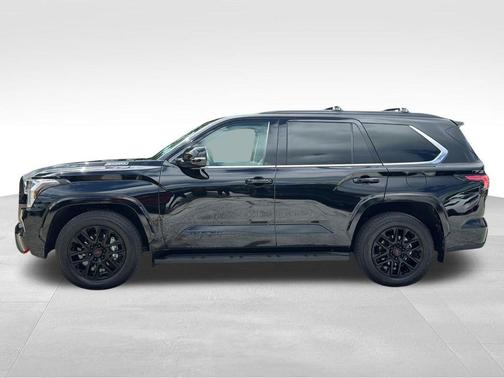 2024 Toyota Sequoia SR5