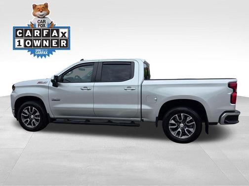 Silver Ice Metallic 2021 Chevrolet Silverado 1500 LT