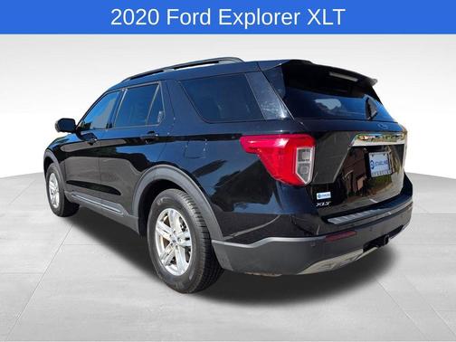 Black Metallic 2020 Ford Explorer XLT