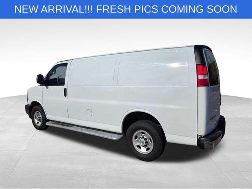 2024 Chevrolet Express 2500 RWD 2500 Regular Wheelbase WT