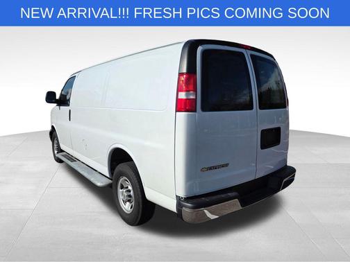 2024 Chevrolet Express 2500 RWD 2500 Regular Wheelbase WT