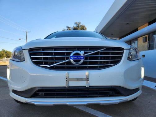 2015 Volvo XC60 T6 Premier Plus