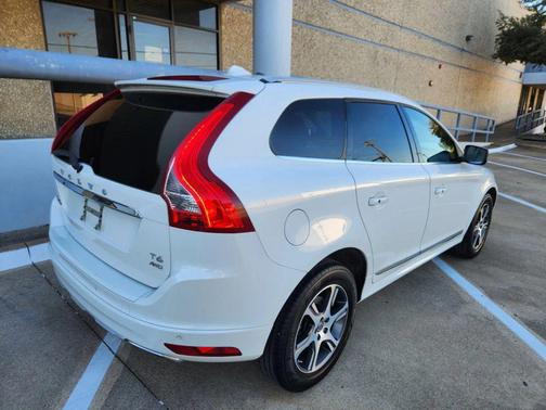 2015 Volvo XC60 T6 Premier Plus