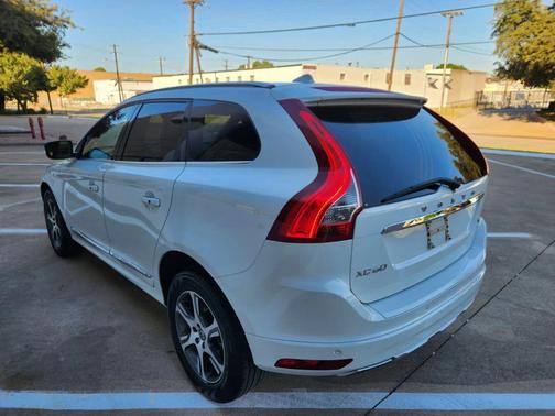 2015 Volvo XC60 T6 Premier Plus