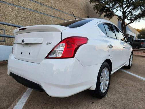 2018 Nissan Versa 1.6 SV