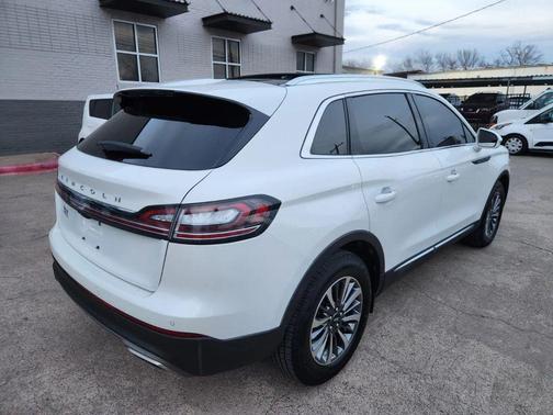 2021 Lincoln Nautilus Reserve