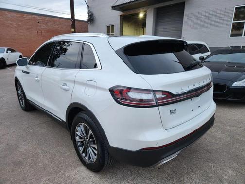 2021 Lincoln Nautilus Reserve