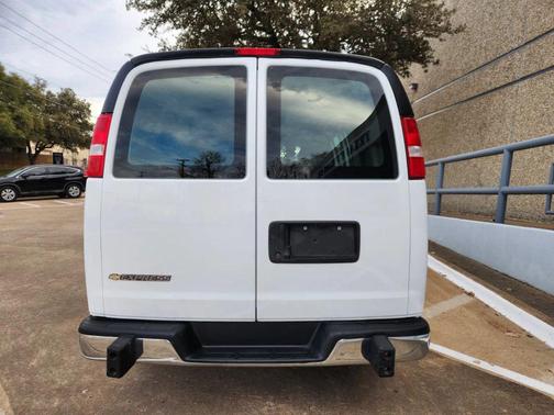 2024 Chevrolet Express 2500 RWD 2500 Regular Wheelbase WT
