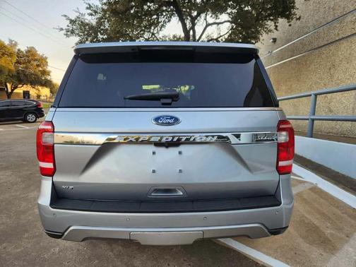 2021 Ford Expedition Max XLT