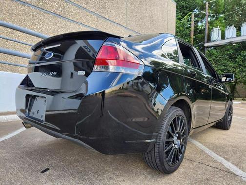 2010 Ford Focus SES
