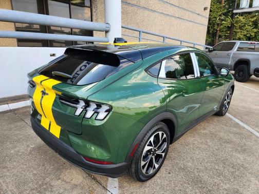 2025 Ford Mustang Mach-E Select