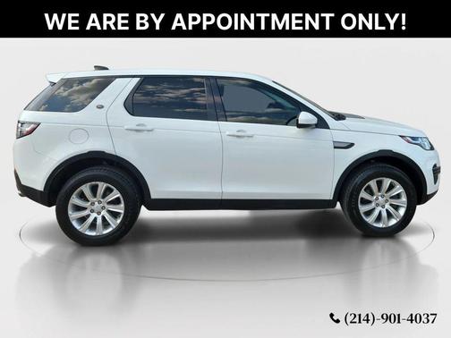 White 2019 Land Rover Discovery Sport SE