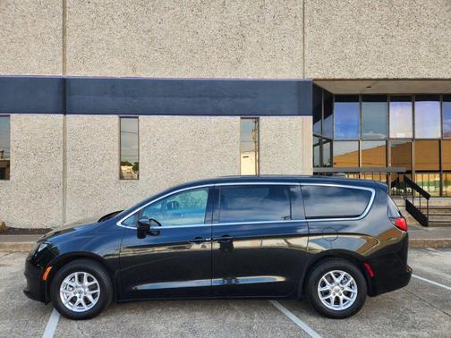 2019 Chrysler Pacifica Touring Plus
