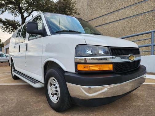 2024 Chevrolet Express 2500 RWD 2500 Regular Wheelbase WT