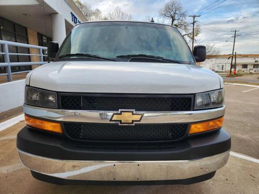 2024 Chevrolet Express 2500 RWD 2500 Regular Wheelbase WT
