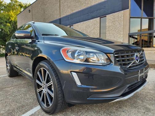2016 Volvo XC60 T6 Drive-E