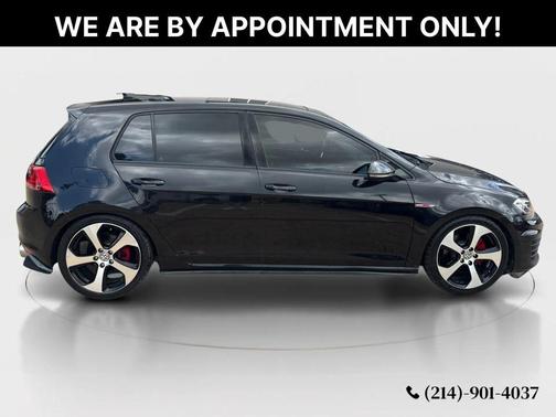 Deep Black Pearl 2015 Volkswagen Golf GTI 2.0T SE 4-Door