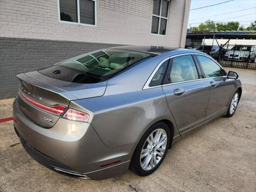 2016 Lincoln MKZ Base