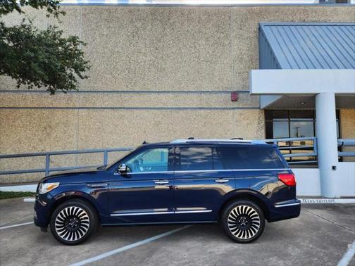 2018 Lincoln Navigator Black Label