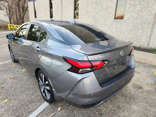 2020 Nissan Versa 1.6 S