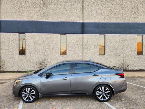 2020 Nissan Versa 1.6 S