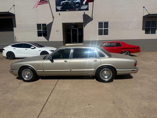 1997 Jaguar XJ Vanden Plas