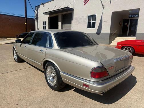 1997 Jaguar XJ Vanden Plas