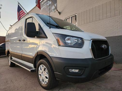 2024 Ford Transit-250 Base