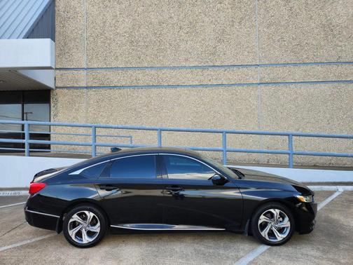 2018 Honda Accord EX