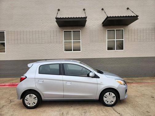 2024 Mitsubishi Mirage ES