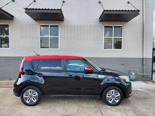 2017 Kia Soul EV +
