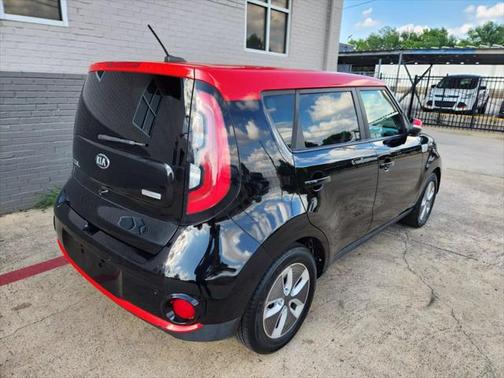 2017 Kia Soul EV +