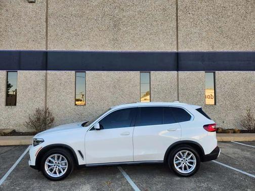 2022 BMW X5 sDrive40i