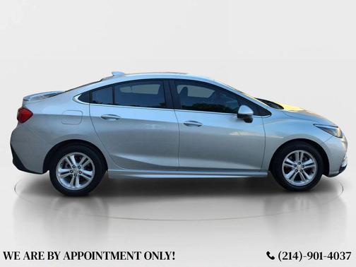Silver Ice Metallic 2017 Chevrolet Cruze LT