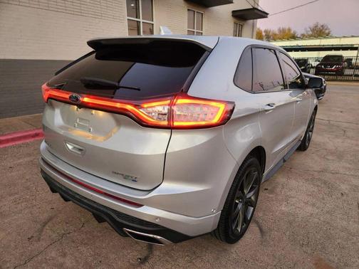 2018 Ford Edge Sport