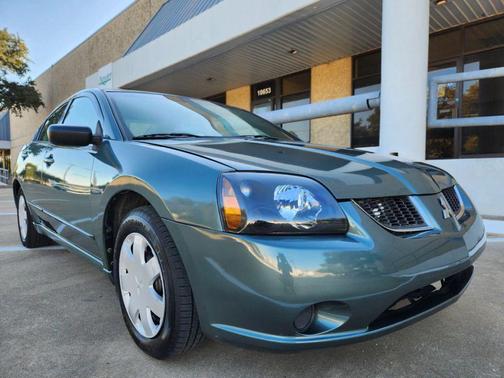 2004 Mitsubishi Galant Base