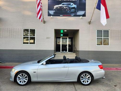 2011 BMW 328 328i Convertible 2D