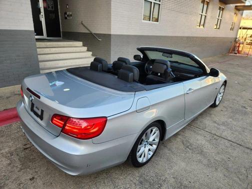 2011 BMW 328 328i Convertible 2D