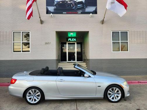 2011 BMW 328 328i Convertible 2D