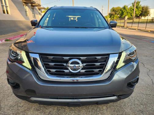 2020 Nissan Pathfinder SL 2WD