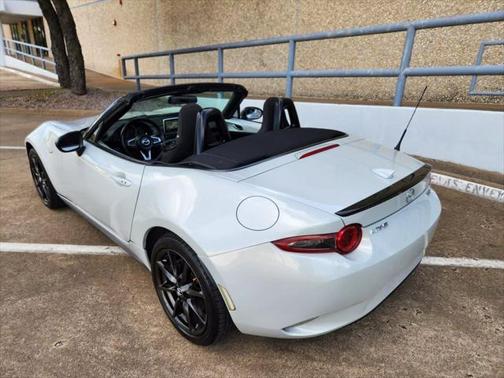2016 Mazda MX-5 Miata Club