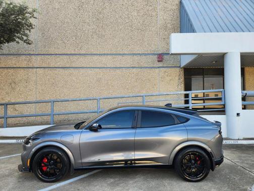 2021 Ford Mustang Mach-E Premium